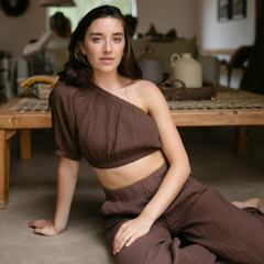 Asymmetrisches Musselin Crop Top Siv