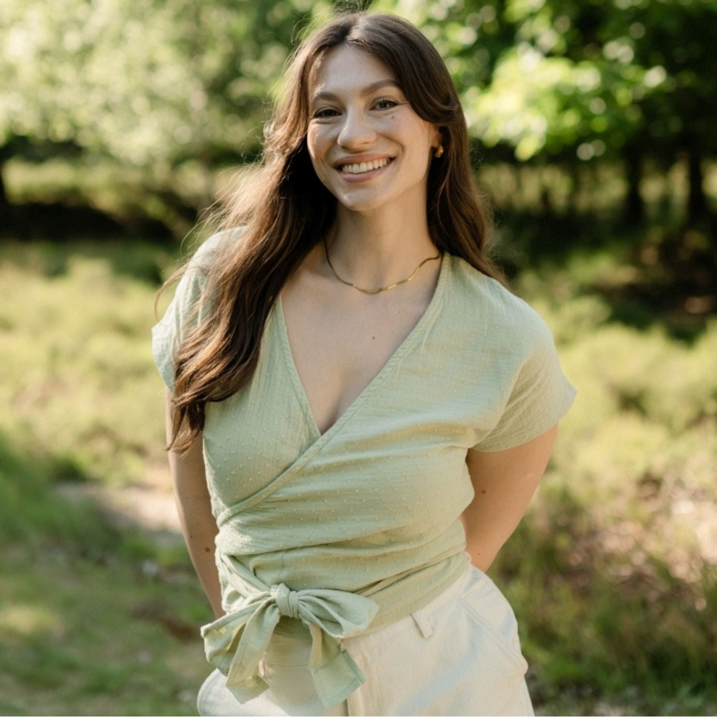 Musselin Wickelbluse Freda Kurz mit Punkten