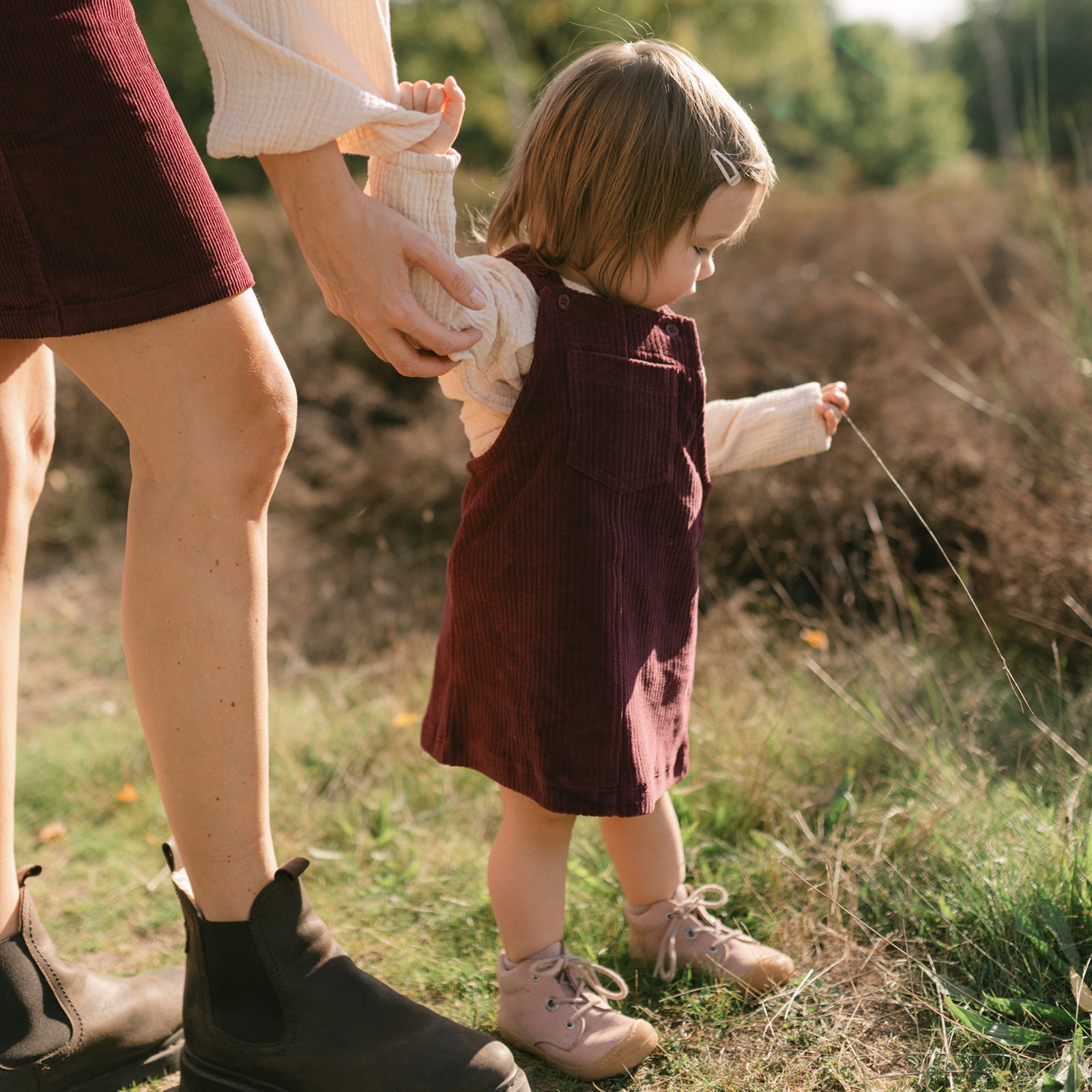 Kinder Cord Latzkleid Mika