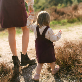 Kinder Cord Latzkleid Mika