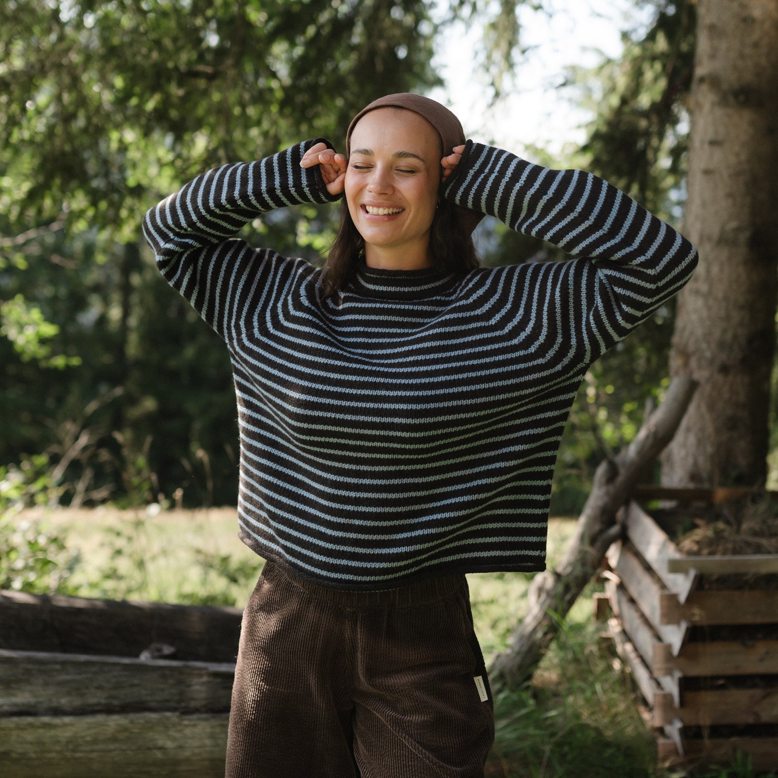Wollpullover Hella mit Stehkragen